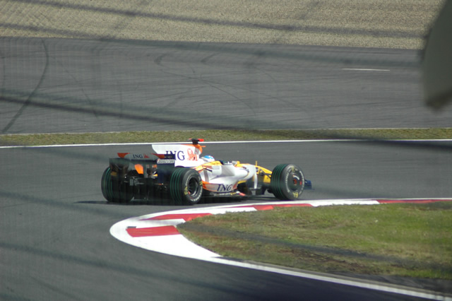 2008年F1日本グランプリ開幕、アロンソ