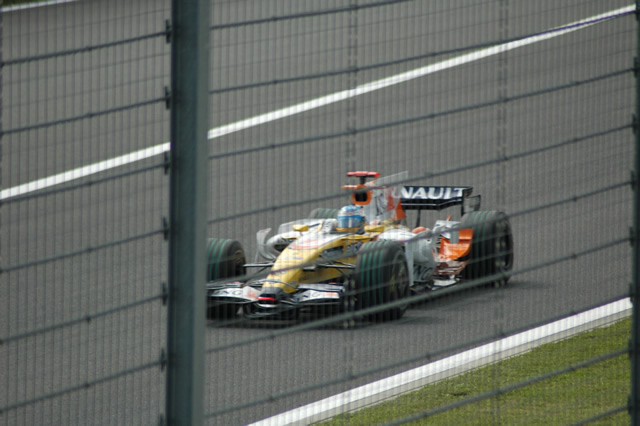 2008年F1日本グランプリ開幕、アロンソ